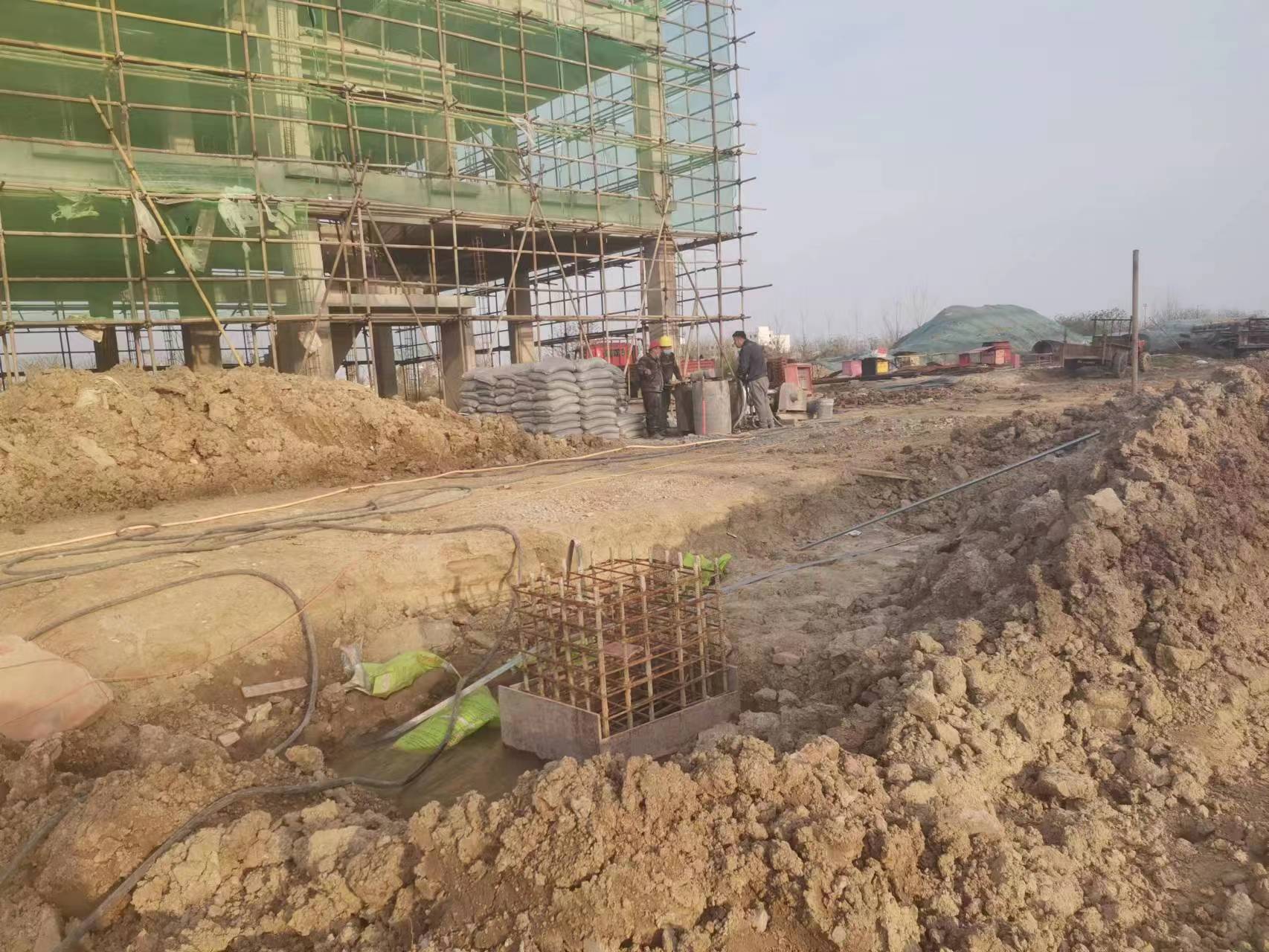 秦都当桥梁出现裂缝的时候应该及时加固修补